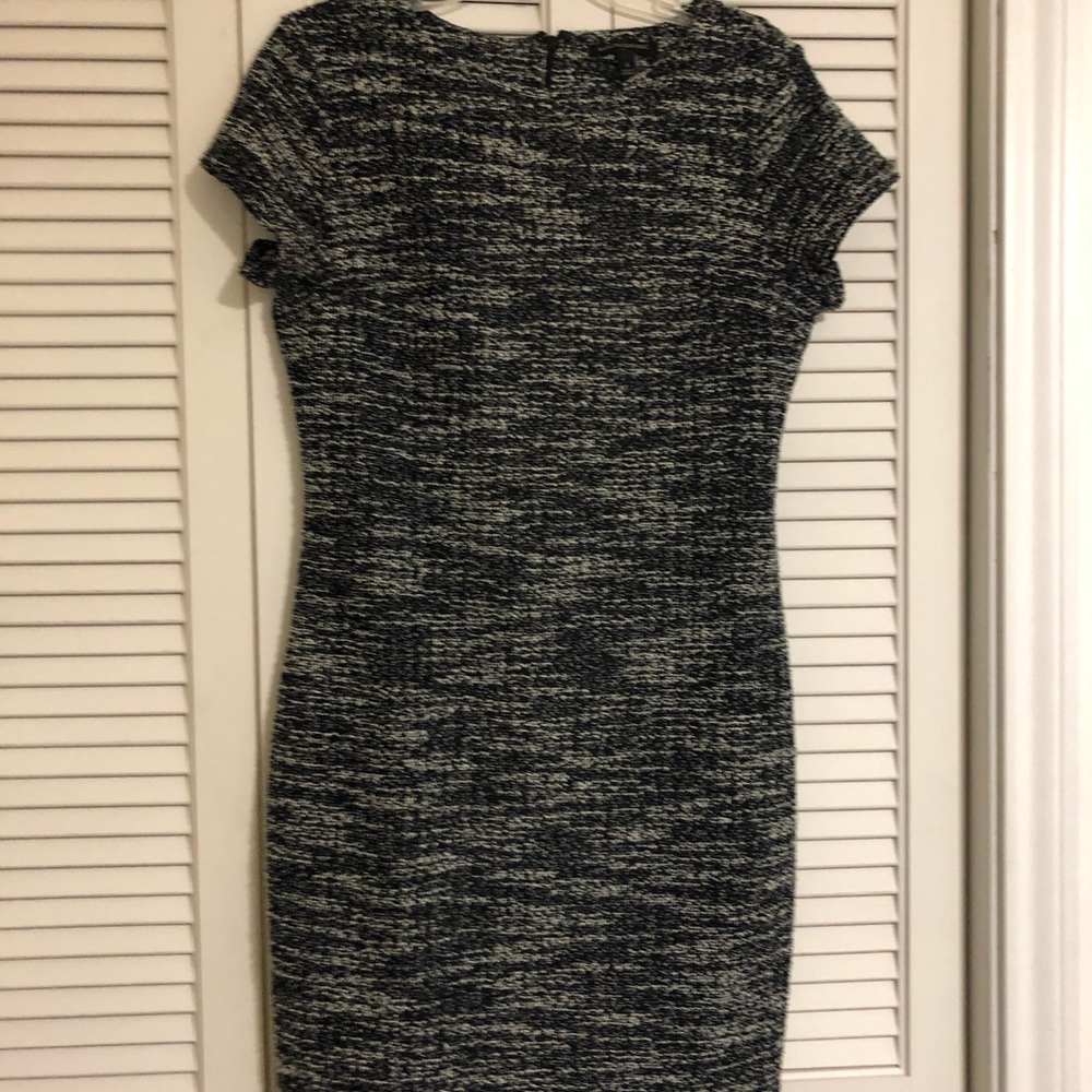 Beautiful Banana Republic dress size 6